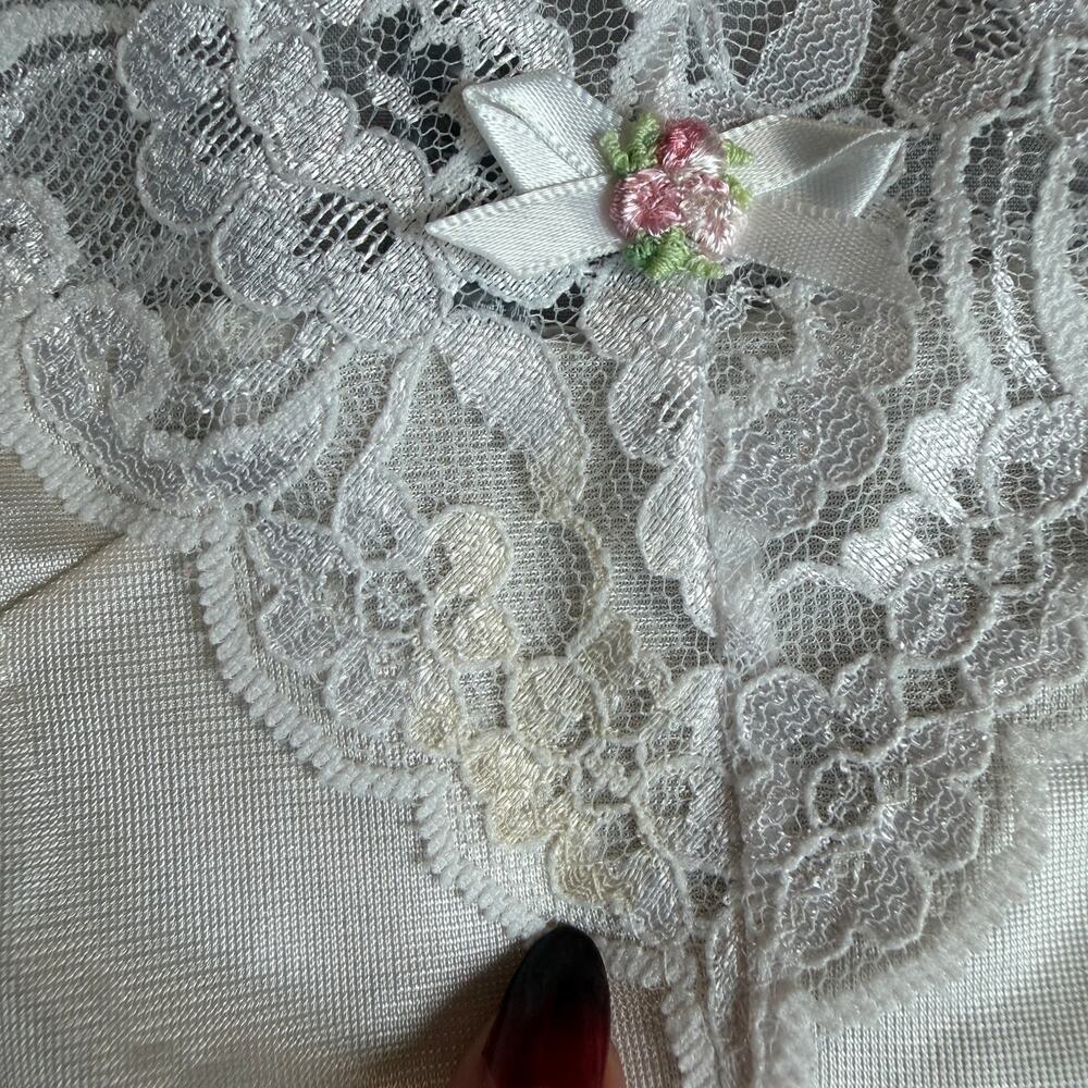 Vintage Ashley Taylor White, Lace, Sleeveless, Nighty/Slip- 38(M) - Picture 10 of 10